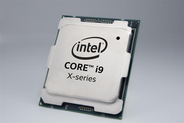 18核心的Intel i9将在2019年夏发布18核心的Intel i9将在2019年夏发布